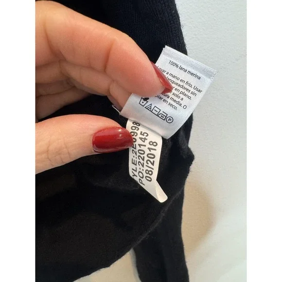 Vineyard Vines Sweater Womens Small Black Merino Wool Hooded Full Zip Knit - Picture 5 of 8